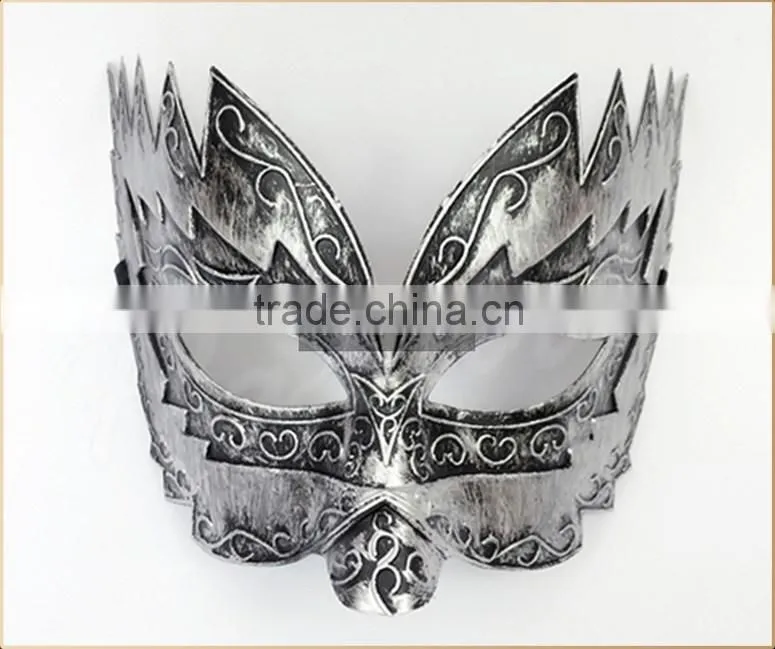 Maple leaf shaped party carnival mask