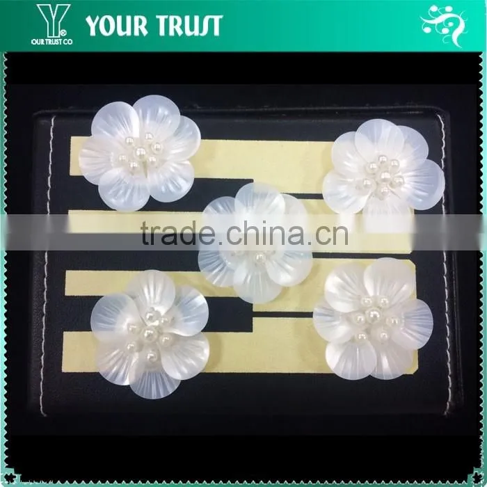 Handmade White Pearl Shell Sequin Decorative For Dresses Gift Crafts