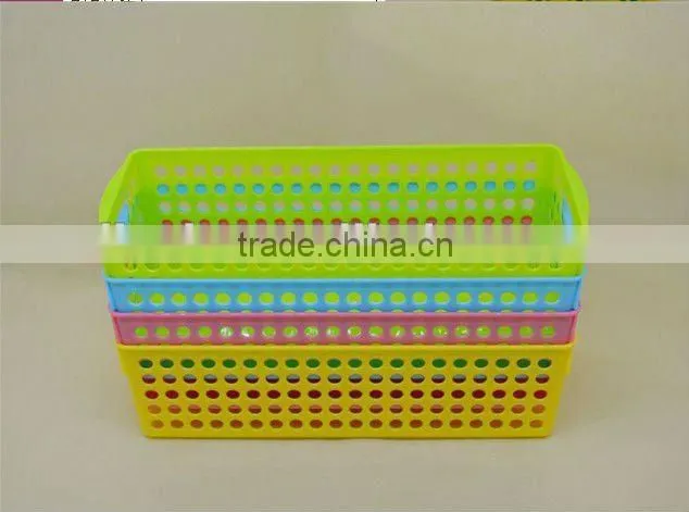 Plastic storage basket, rectangle-shaped basket (S)