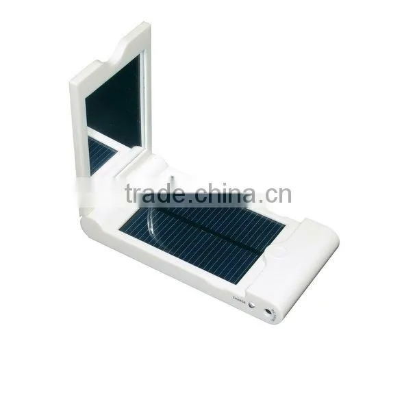 Portable solar mobilephone charger with iphone, Nokia, Samsung adaptors