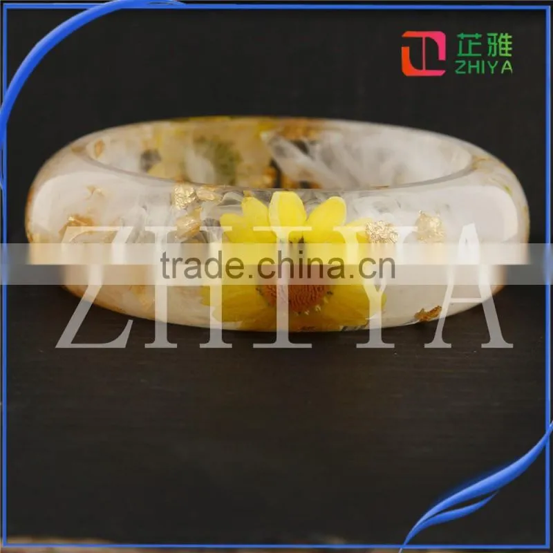 ZHIYA 2016 Series Fashion Clear Resin Bangle cloud effect with Real Dried Yellow chrysanthemum Flowers Gold foil