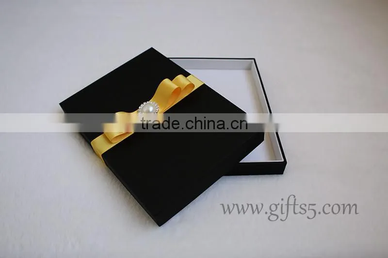 Handmade Black wedding invitation packaging boxes