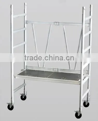 Aluminum scaffold with round legs