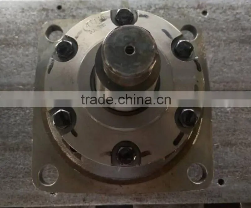 BMTW/OMTW 4 bolts wheel flange cone shaft with big torque hydraulic drive wheel motor