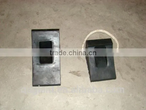 1KG small rubber chocks for EU market