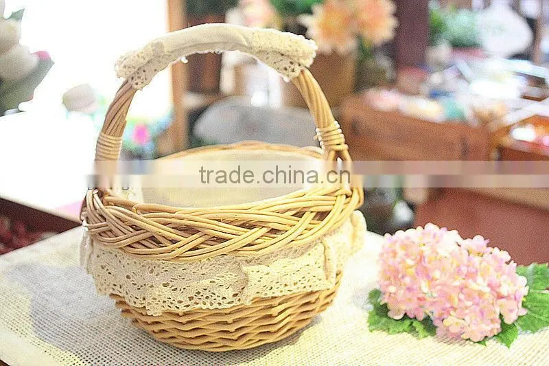 2014 Linyi new willow basket with carrying handle from manufacturer
