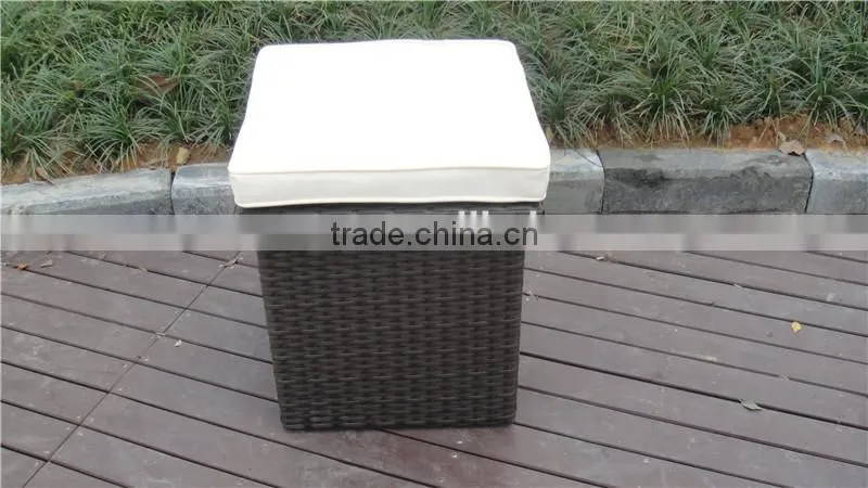 Outdoor Furniture Waterproof Rattan Storage Boxs With Cushion