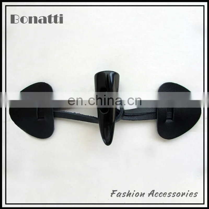 coat metal buckle leather toggle button