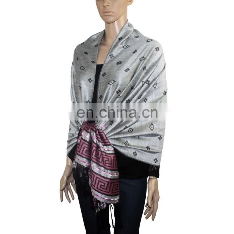 Factory directly pashmina shawl in tassel shawl for women