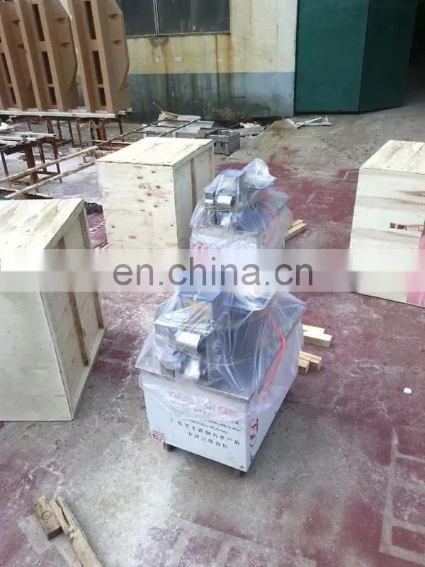 mini dumpling making machine Samosa spring roll machine little Momos making machine