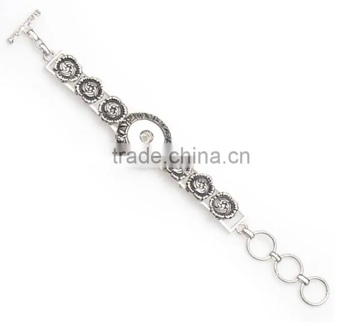 new design fashion stainless steel bangle snap button charm bracelet from china