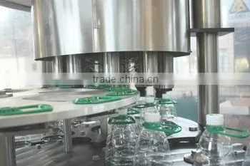 Fully-automatic plastic bottled handle inserts machine