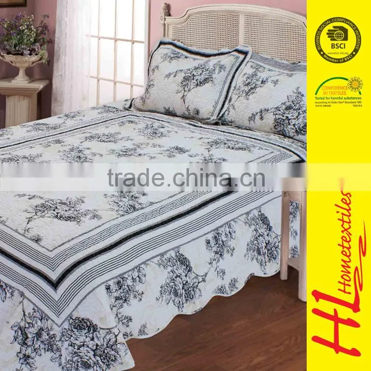 Competitive price embroidery quilt bedding set,wholesale quilt bedspread patchwork,microfiber quilt with pillow