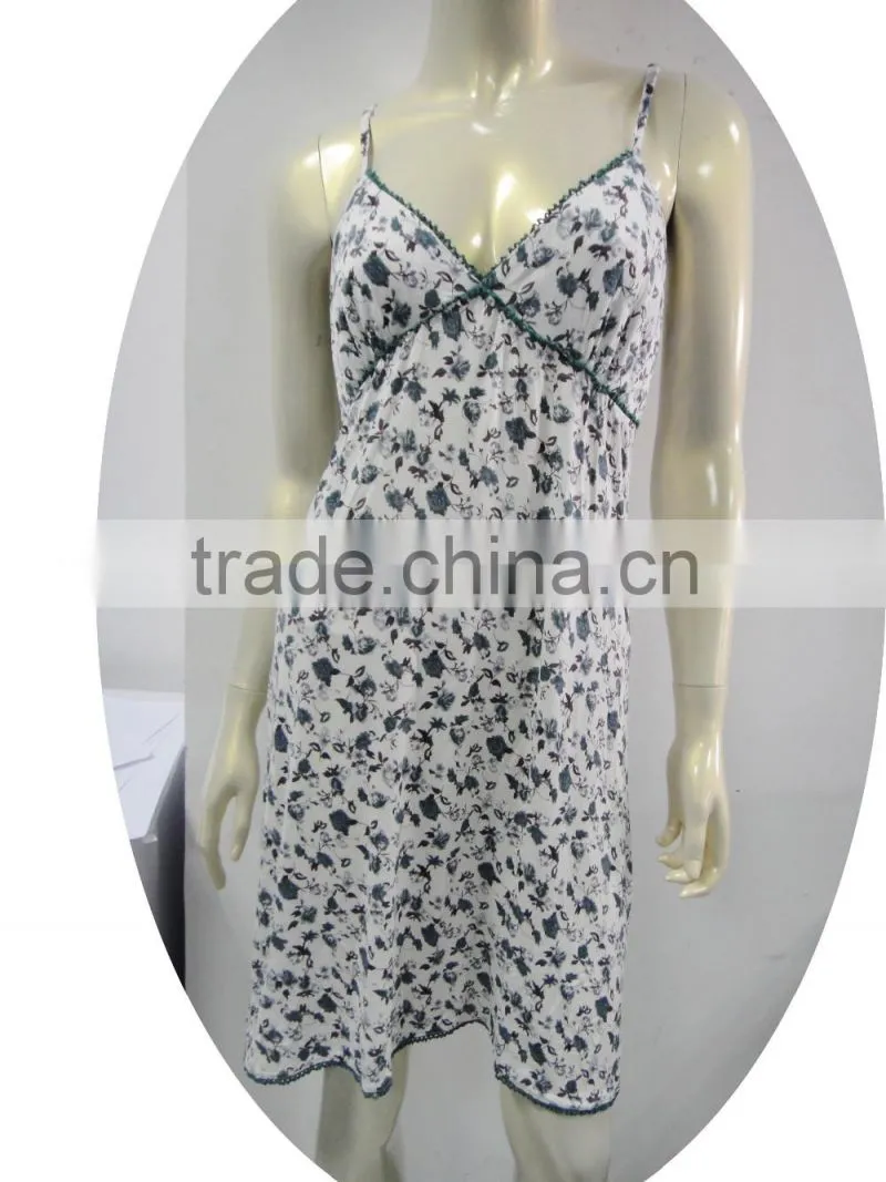 sexy and delicate sleeveless nightgown with pattern