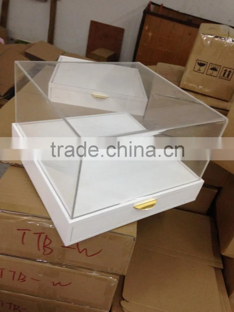 superior quality display box acrylic display case