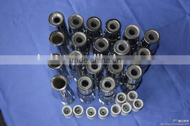 Venturi boron carbide abrasive blasting nozzles