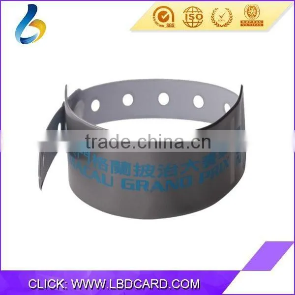 Hot Sale RFID MIFARE Classic 1K Plastic Wristband For Gym