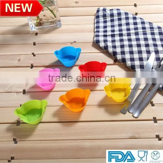 FDA standard Lovely girl silicone kitchen cake mold bakeware