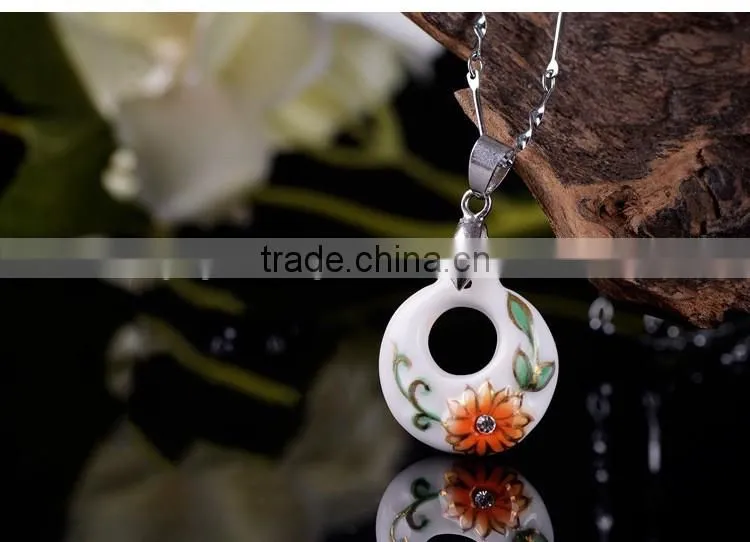 Czech diamond paved enamel famille rose porcelain glazed chrysanthemum pendant necklace