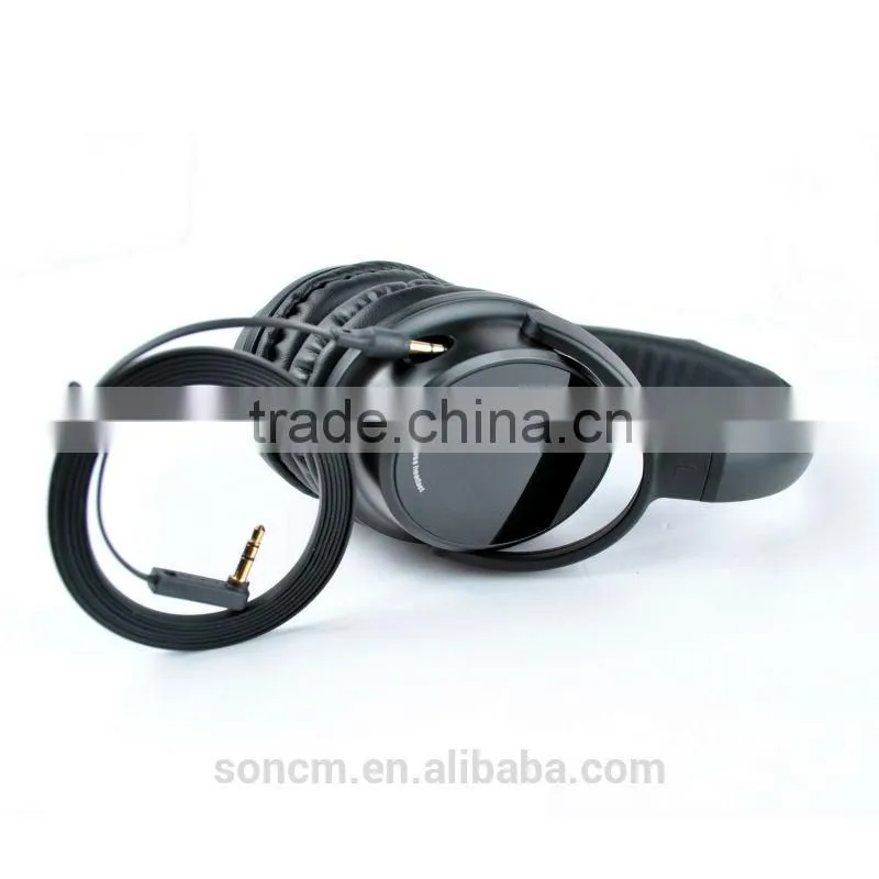 Hot new products form china electronic market super bass headphone with micphone