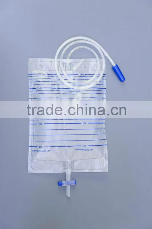 Single use urine bag