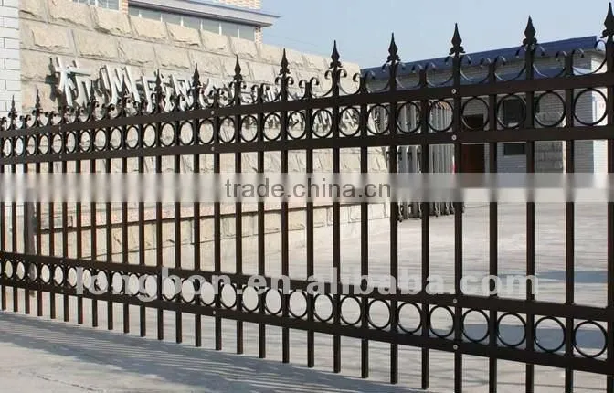 2015 Top-selling hand forged galvanized garden fencing