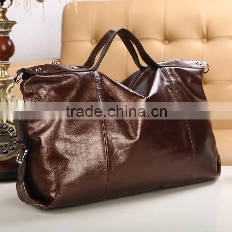 Travel bag made in China retro leather tote bag portable travel handbag
