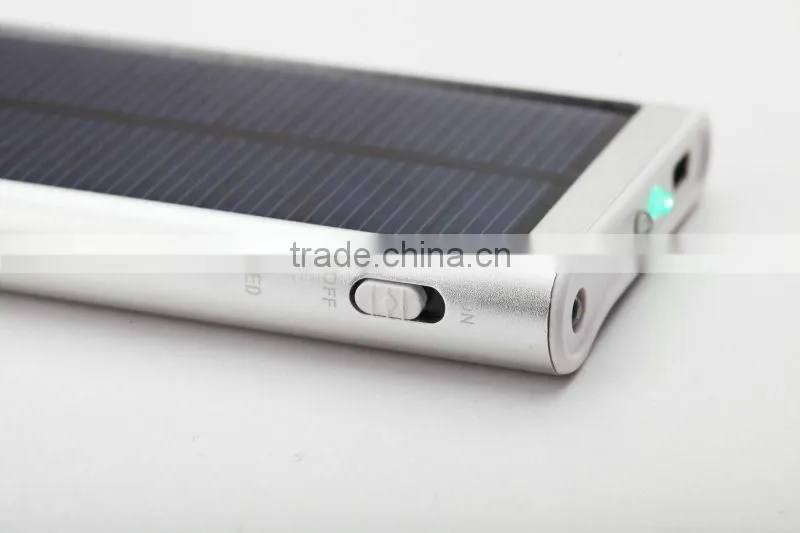 factory USB real 2200mah portable solar power bank charger with flashlight