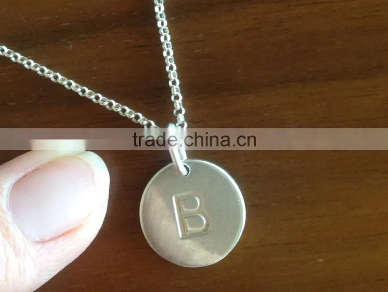 Unique Fashion Necklace Alphabet Pendant Designs /Letter Pendant/Silver Necklace