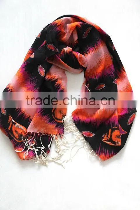 fashion wool printed scarfs & shawls