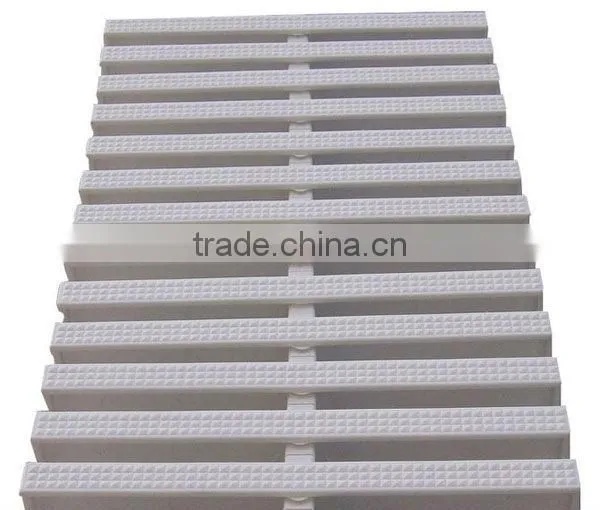 Swimming pool use 18cm 20cm 25cm 30cm PP or ABS plastic floor grating