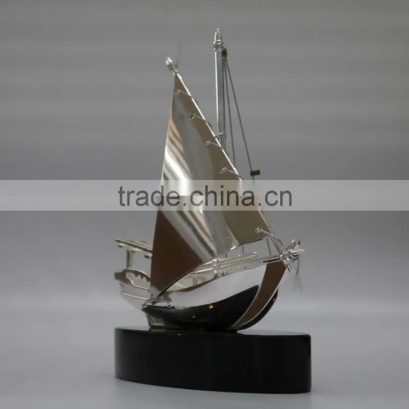 2017 NEW DESIGN real golden plated Dhow Model For kuwait Gifts