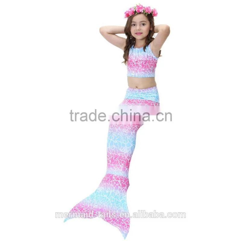 Floating swimming fins shark fin