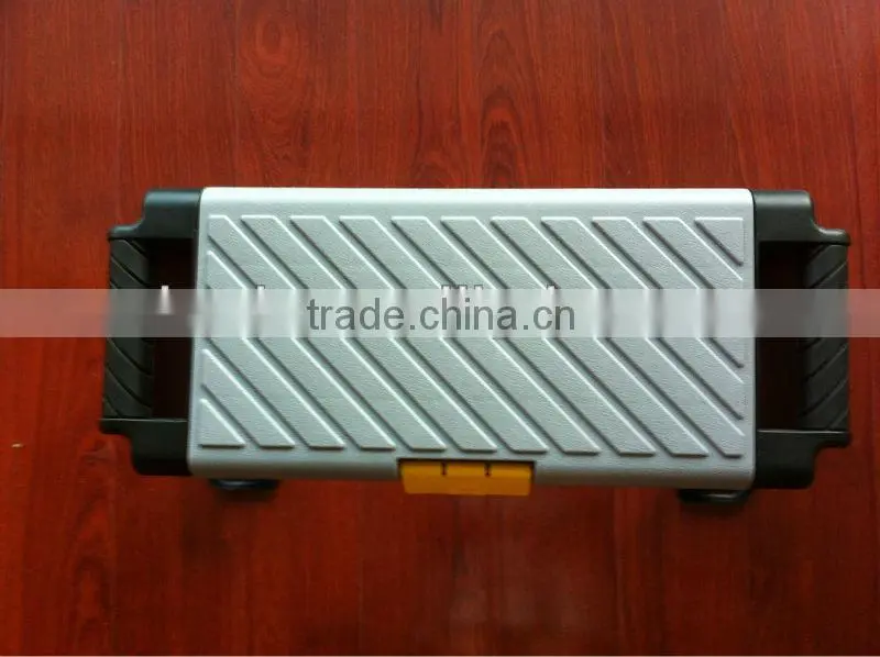 Plastic Garden Kneeler Seat with tool