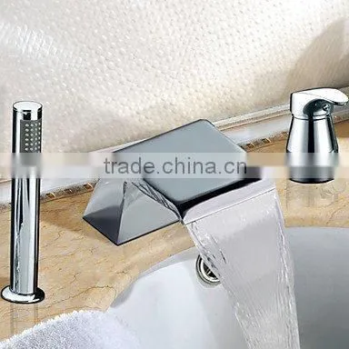 2015 New Product 3 Holes Bathtub Waterfall Faucet