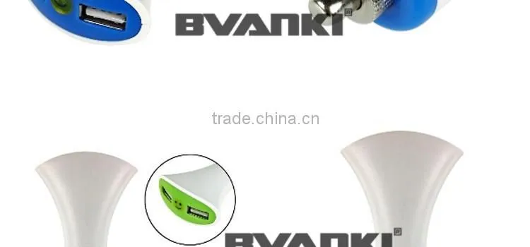 New products 2016 12v Car Battery Charger Indicator light Portable Dual Usb Car Charger with smile face free sample