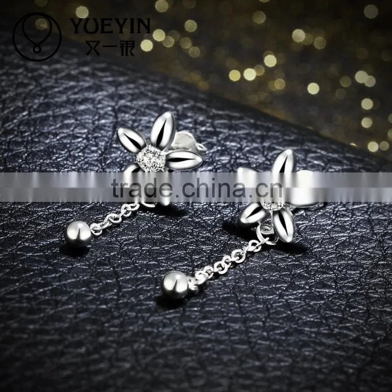 Newest fashion style with diamond silver plated earring