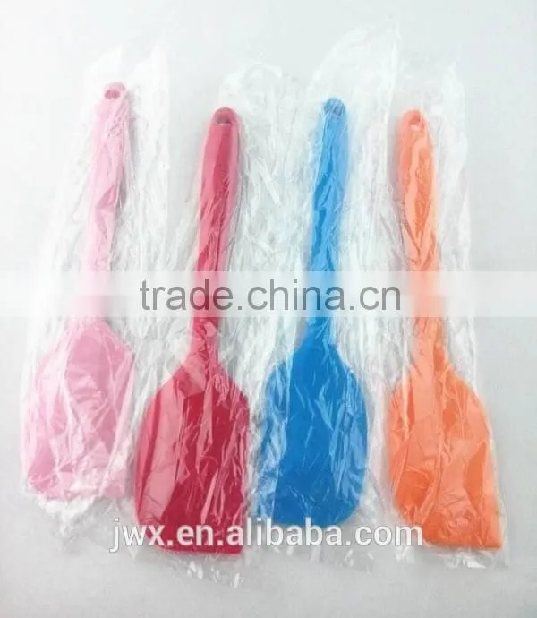 Silicone cooking spatula for flour mixing and smearing non-stick