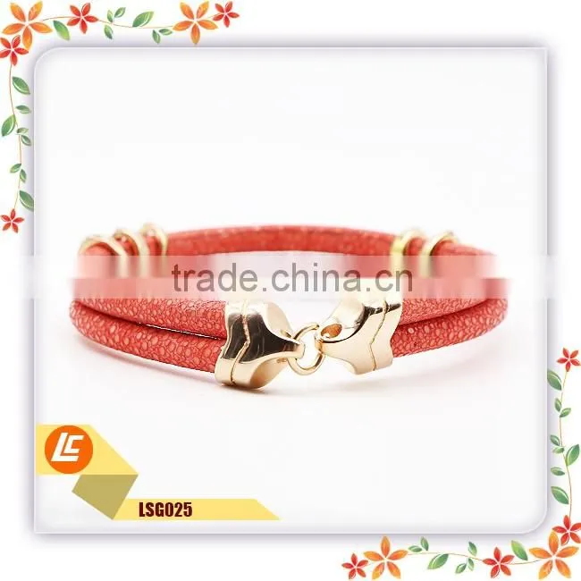 Luxucy Fashion White Stingray Fish Skin Bracelet With Rhinestone