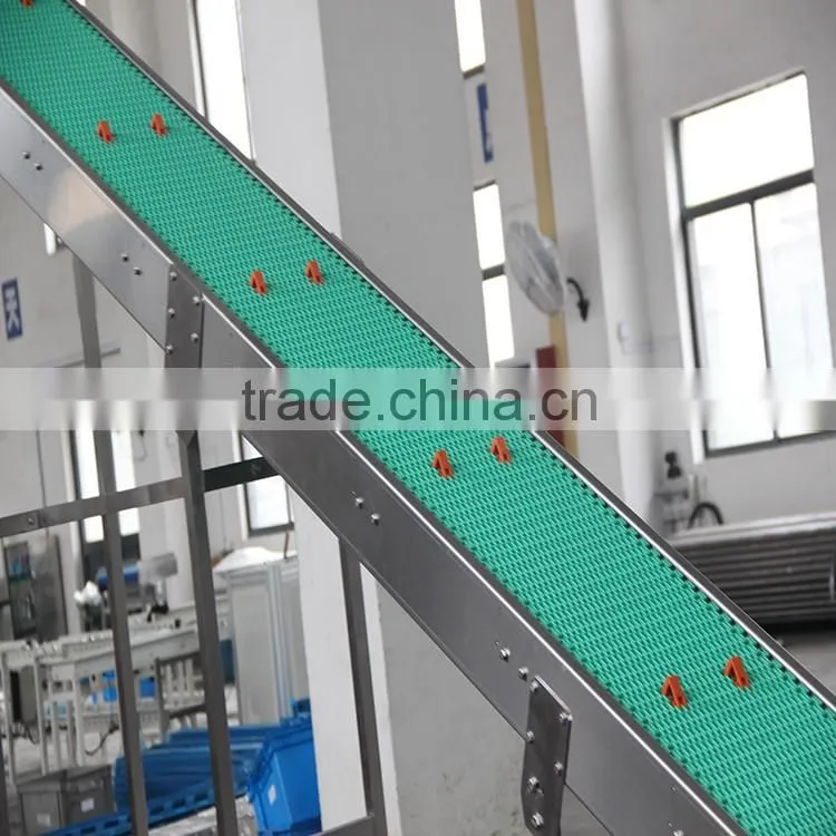plastic belt lifting conveyor system for different industries
