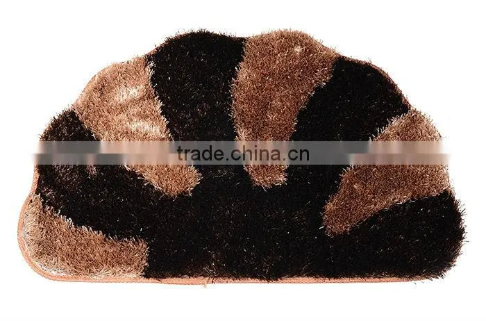 Microplush soft touch durable anti slip backing shaggy silk polyester carpet for bath room