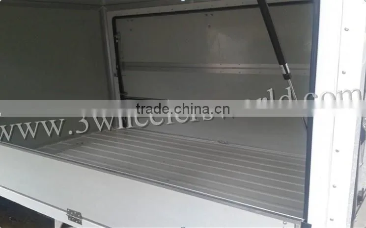China Manufacturer Adult Pedal Food Tricycle Electric Scooters