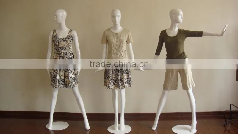 golden jewelry ring mannequin hand for display