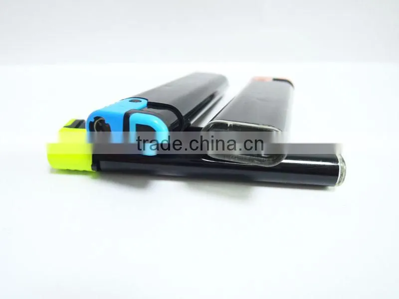 gas cigarette lighter ,quality electron windproof lighter with colored cap and ignition