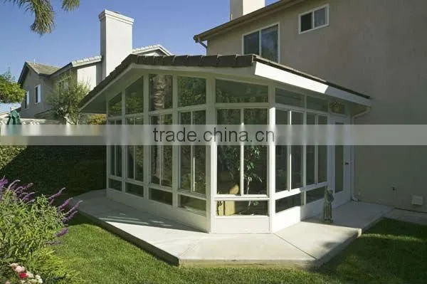 House with sunroom