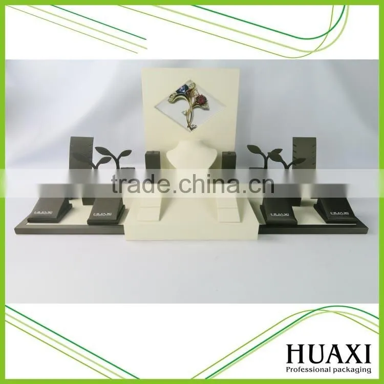 Huaxin Jewelry display stand wood brown pu jewellery stands