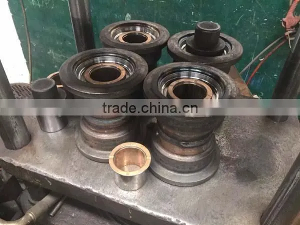 hitachi EX1100/EX1200 track excavator bottom roller