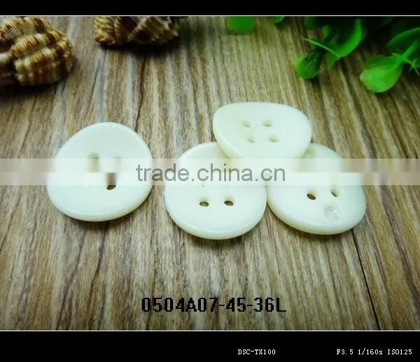 factory wholesale cheap plastic buttons