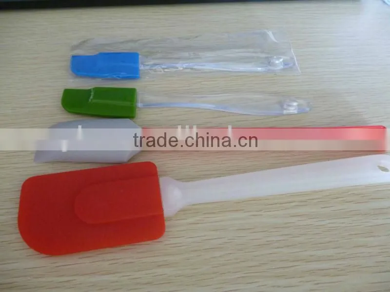 silicone spatula with wooden handle