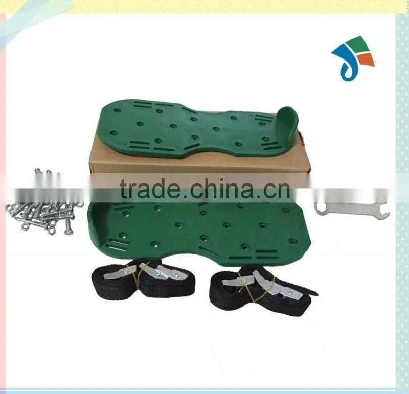 Lawn Aerator Sandals / Aerating Spikes Heavy Duty Spiked Shoes 3 Straps with Zinc Alloy Metal Buckles and Nails for Lawn Care